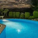 Espectacular Casa Con Piscina Sobremazas