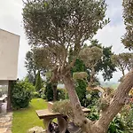 Espectacular Casa Con Piscina Sobremazas