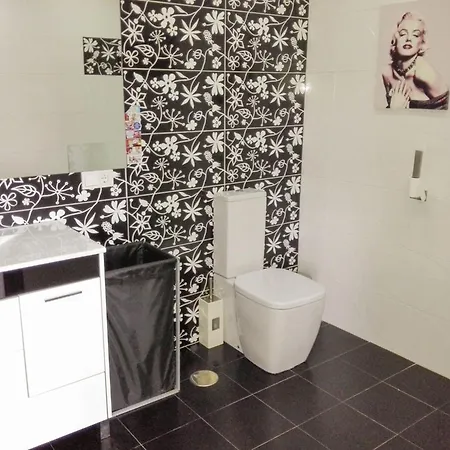 Espectacular Casa Con Piscina Собремасас
