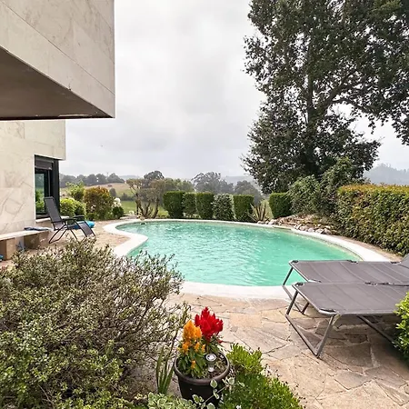 Espectacular Casa Con Piscina * Sobremazas