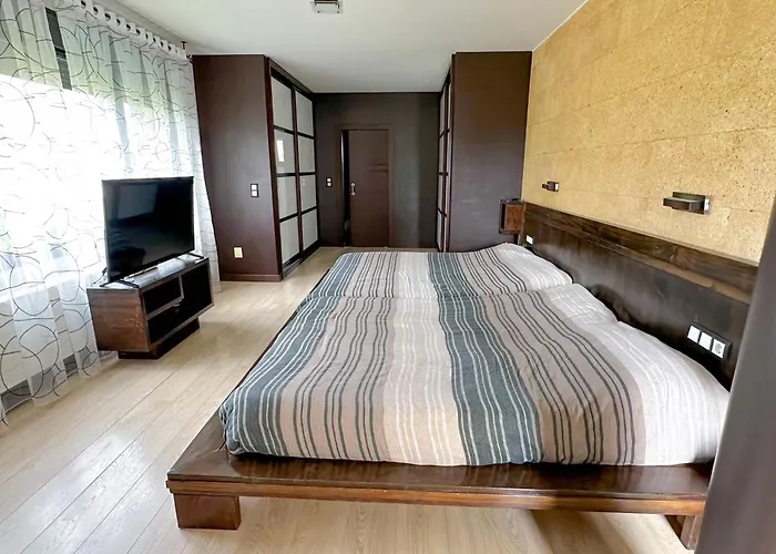 Сasa de vacaciones Espectacular Casa Con Piscina Sobremazas