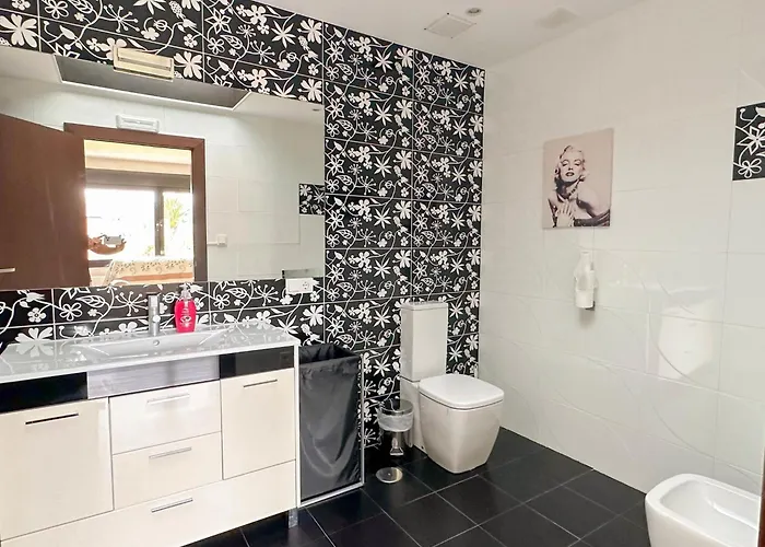 Espectacular Casa Con Piscina 別荘